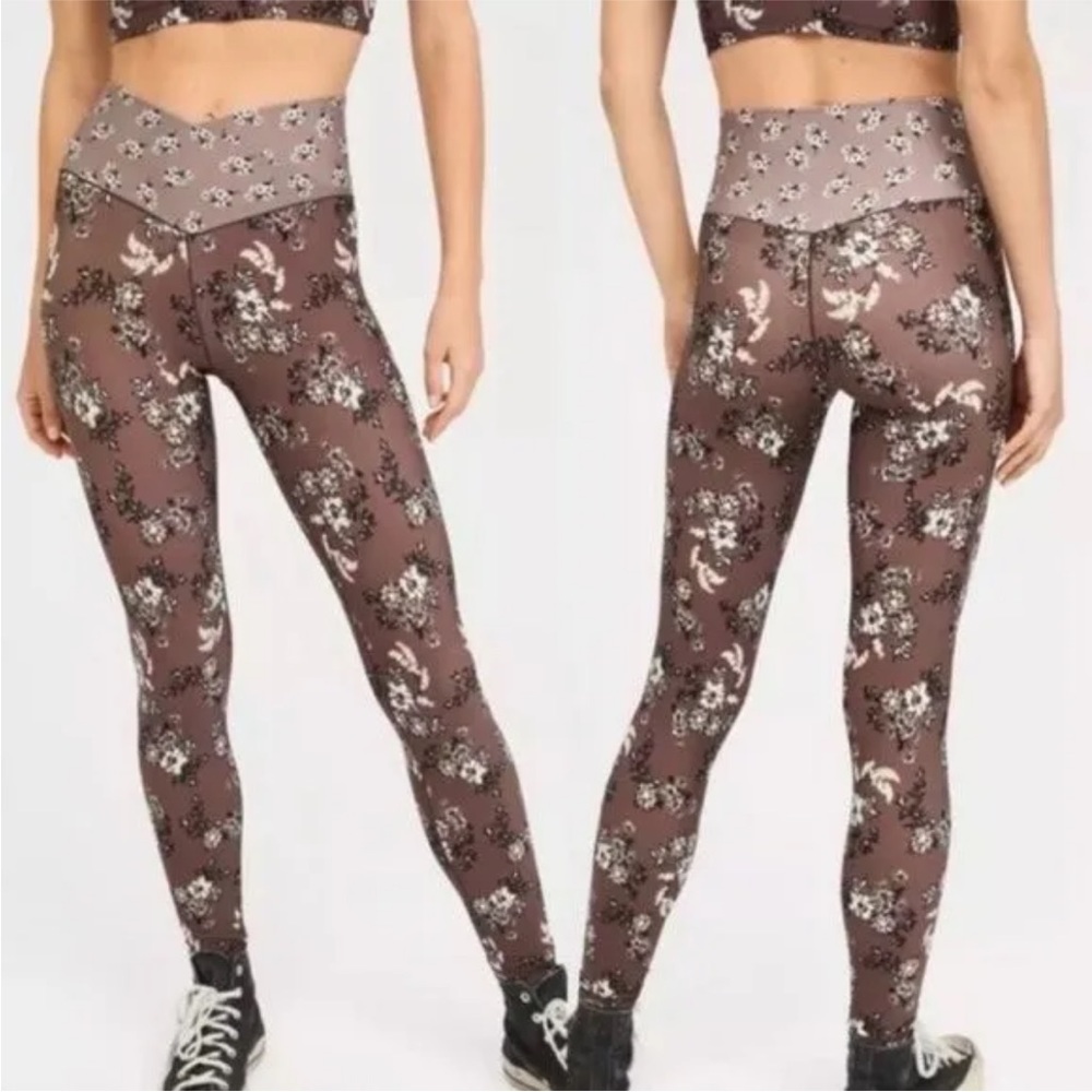Aerie floral mauve crossover leggings 7/8 length size small